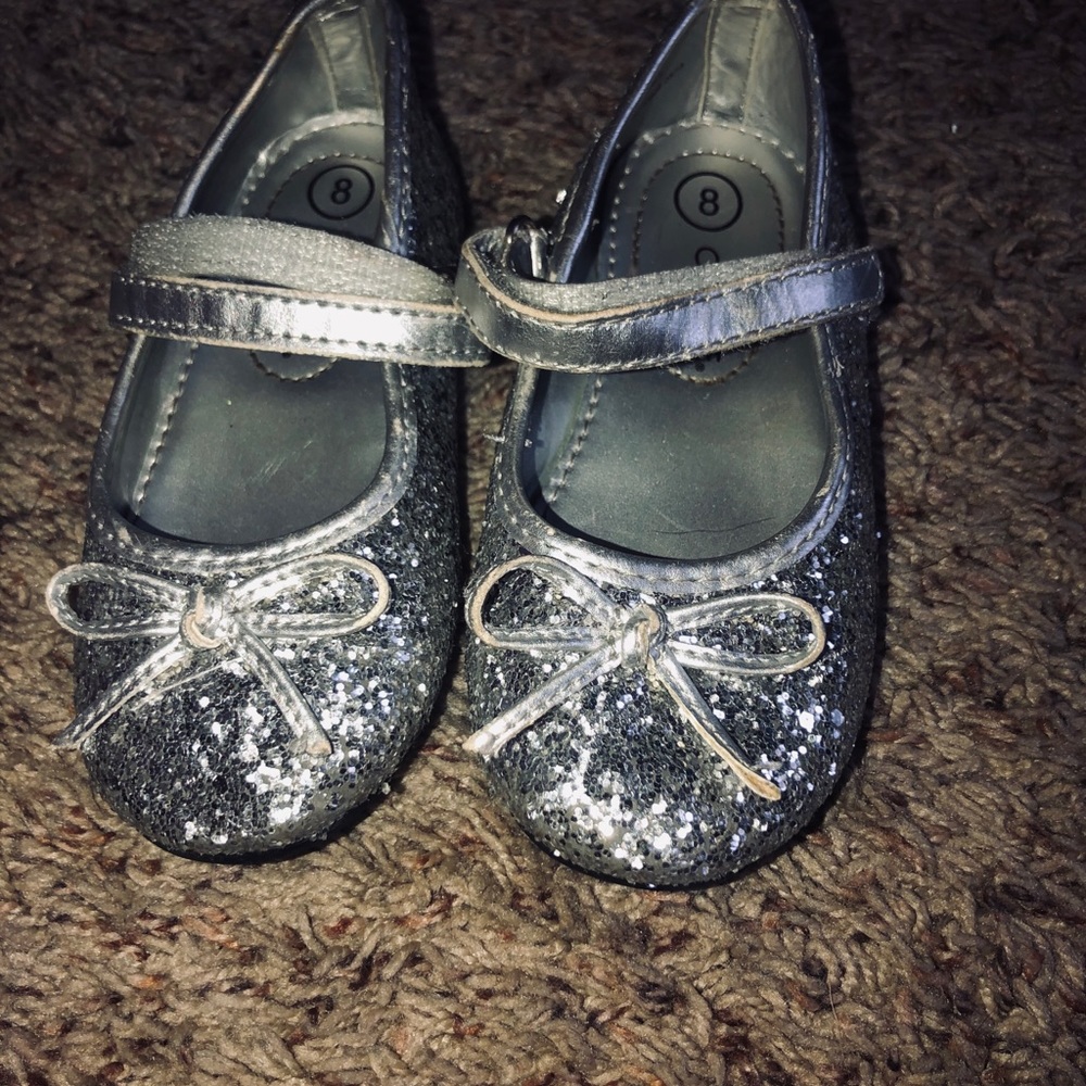 Dress shoes